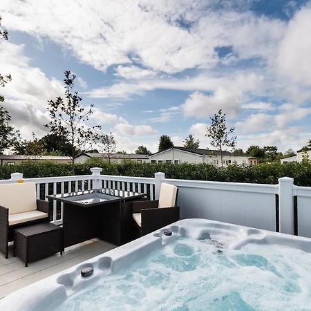 Villa The Warren South Cerney Exterior foto